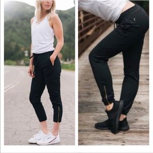 Zyia Active Black Everywhere Zipper joggers